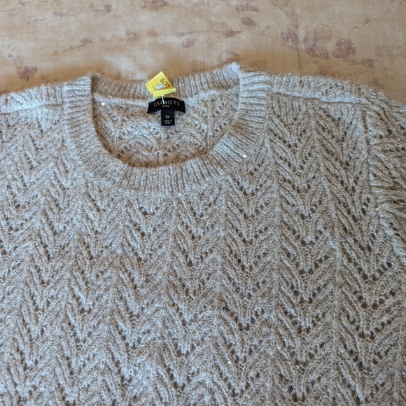 Talbot's Silver Pointelle Knit Sweater w/Silver threads and Sequins Plus 1X EUC - Picture 4 of 7